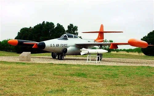 Dyess Air Park - Dyess Museum