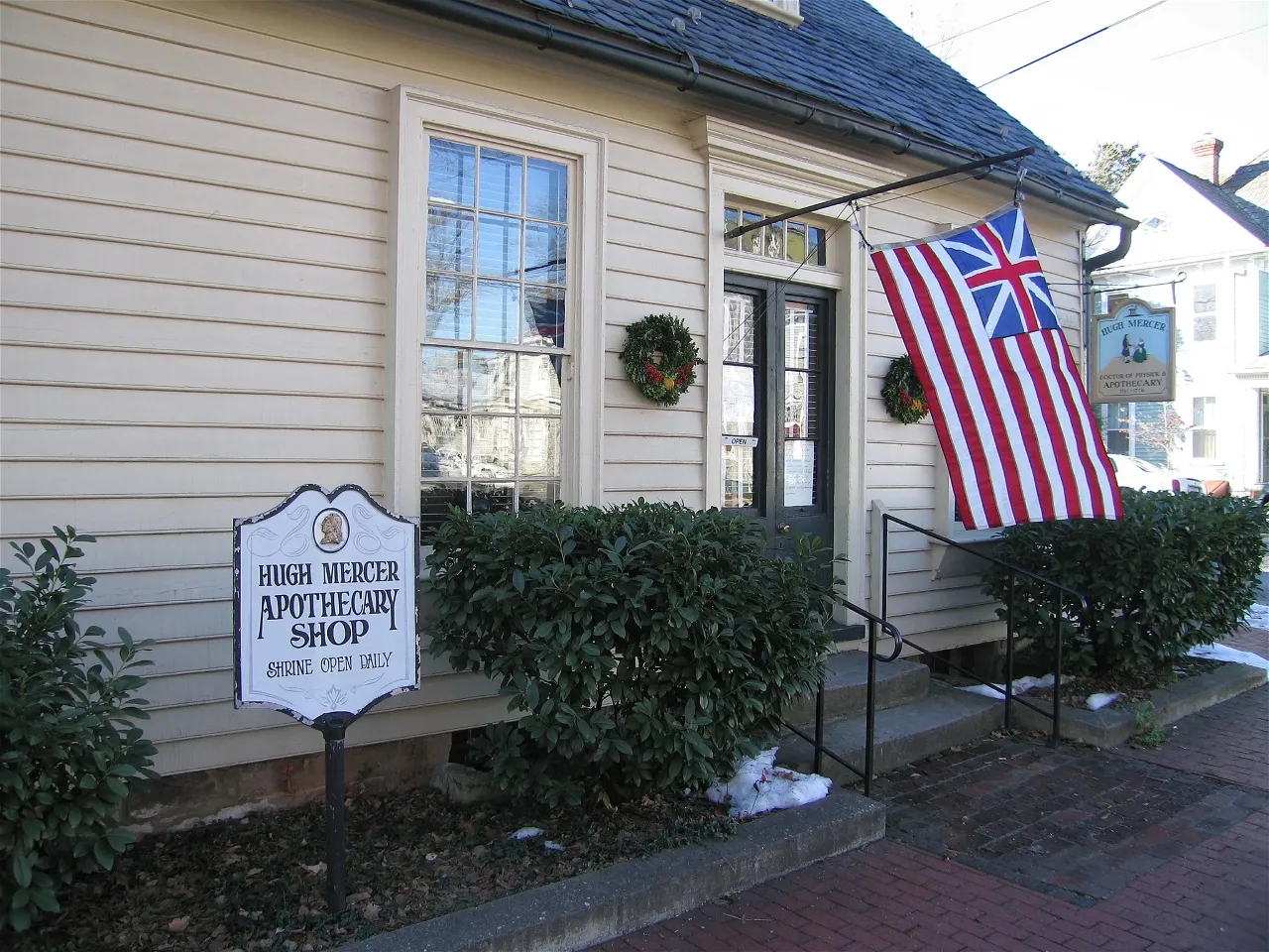 Hugh Mercer Apothecary Shop