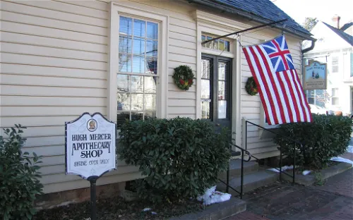 Hugh Mercer Apothecary Shop