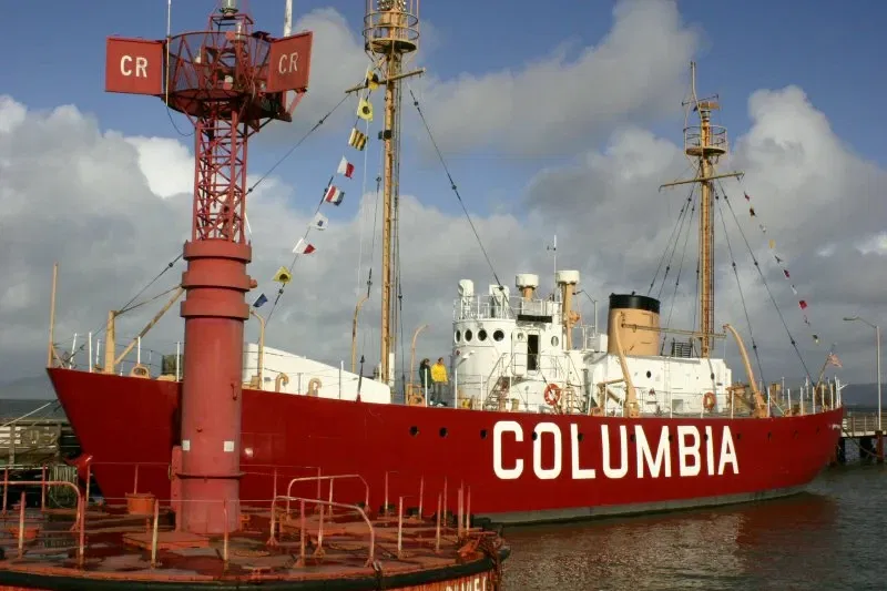 Columbia  (WLV-604)