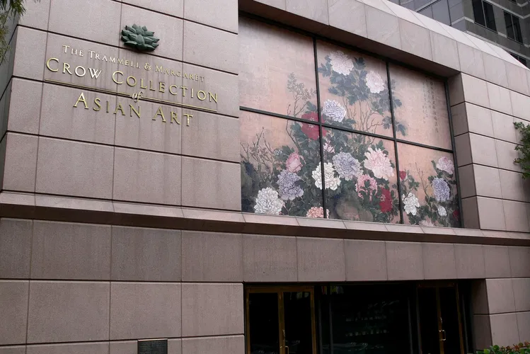 Crow Museum of Asian Art