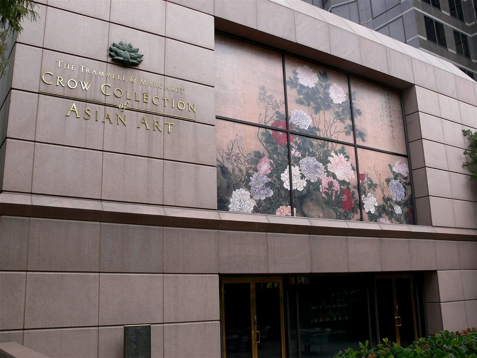 The Crow Collection of Asian Art