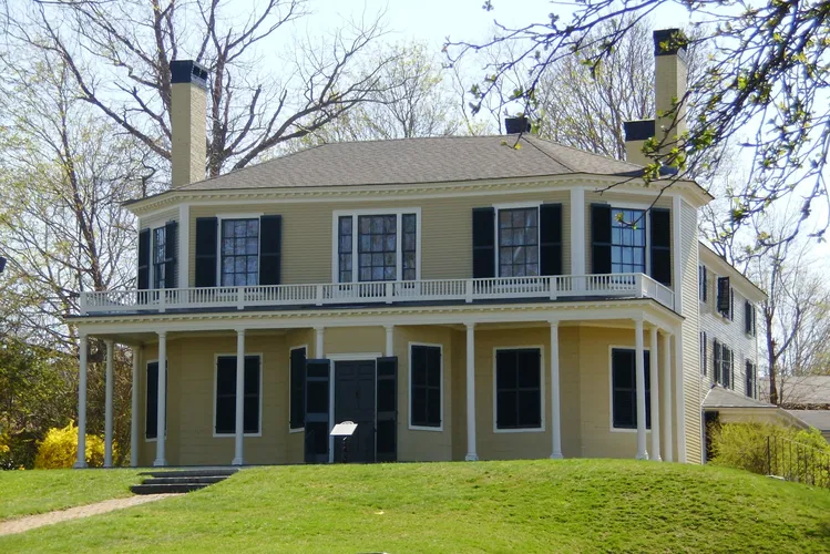 Plymouth Antiquarian House