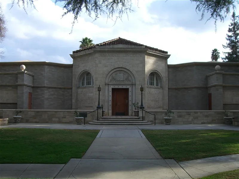 Lincoln Memorial Shrine and Museum