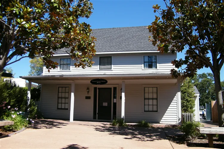 General Joseph Hooker House