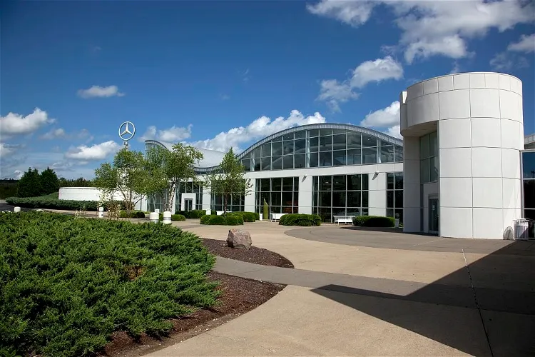 Mercedes-Benz Visitor Center and Museum