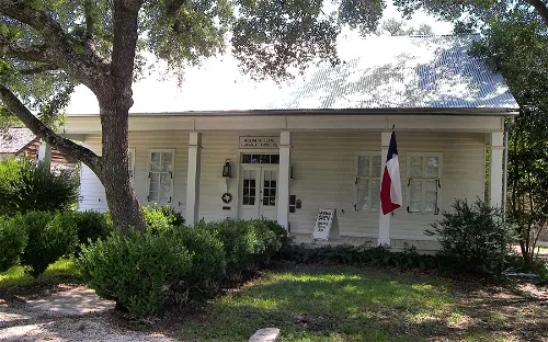 Museum of Texas Handmade Furniture