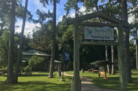 Santa Fe Teaching Zoo