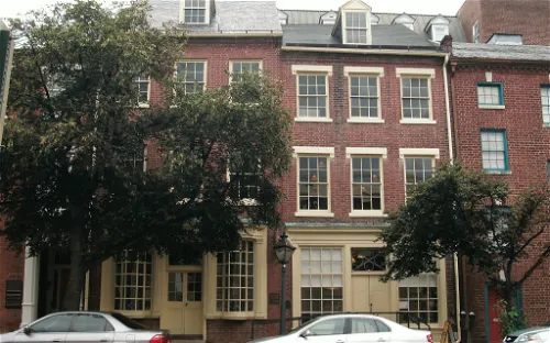 Stabler-Leadbeater Apothecary Museum