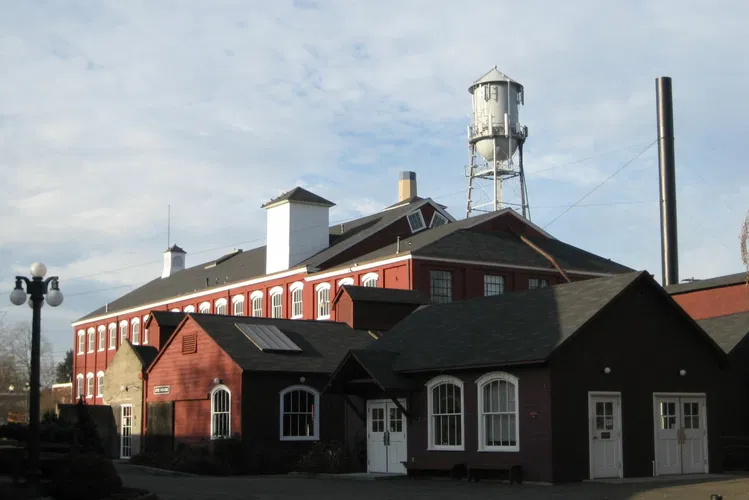 Mission Mill Museum