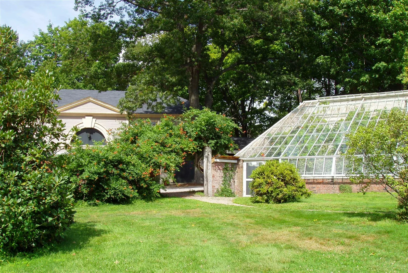 Lyman Estate Greenhouses