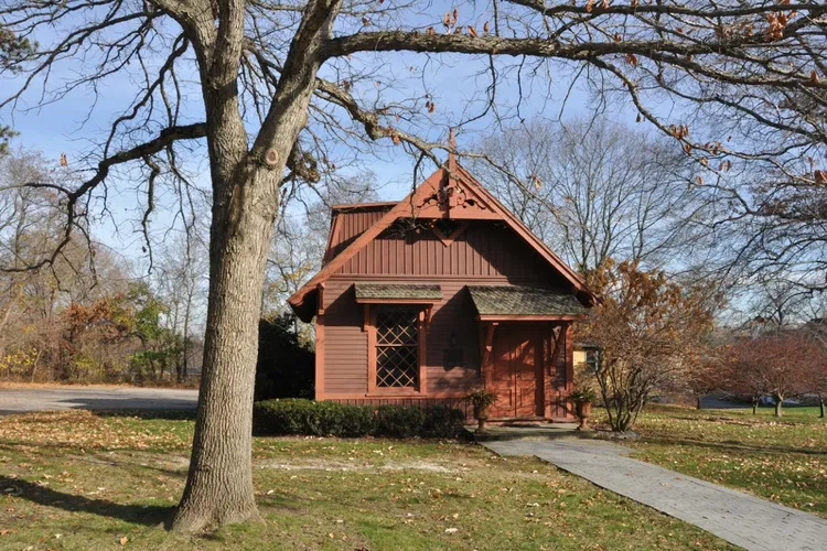 New Canaan Museum & Historical Society