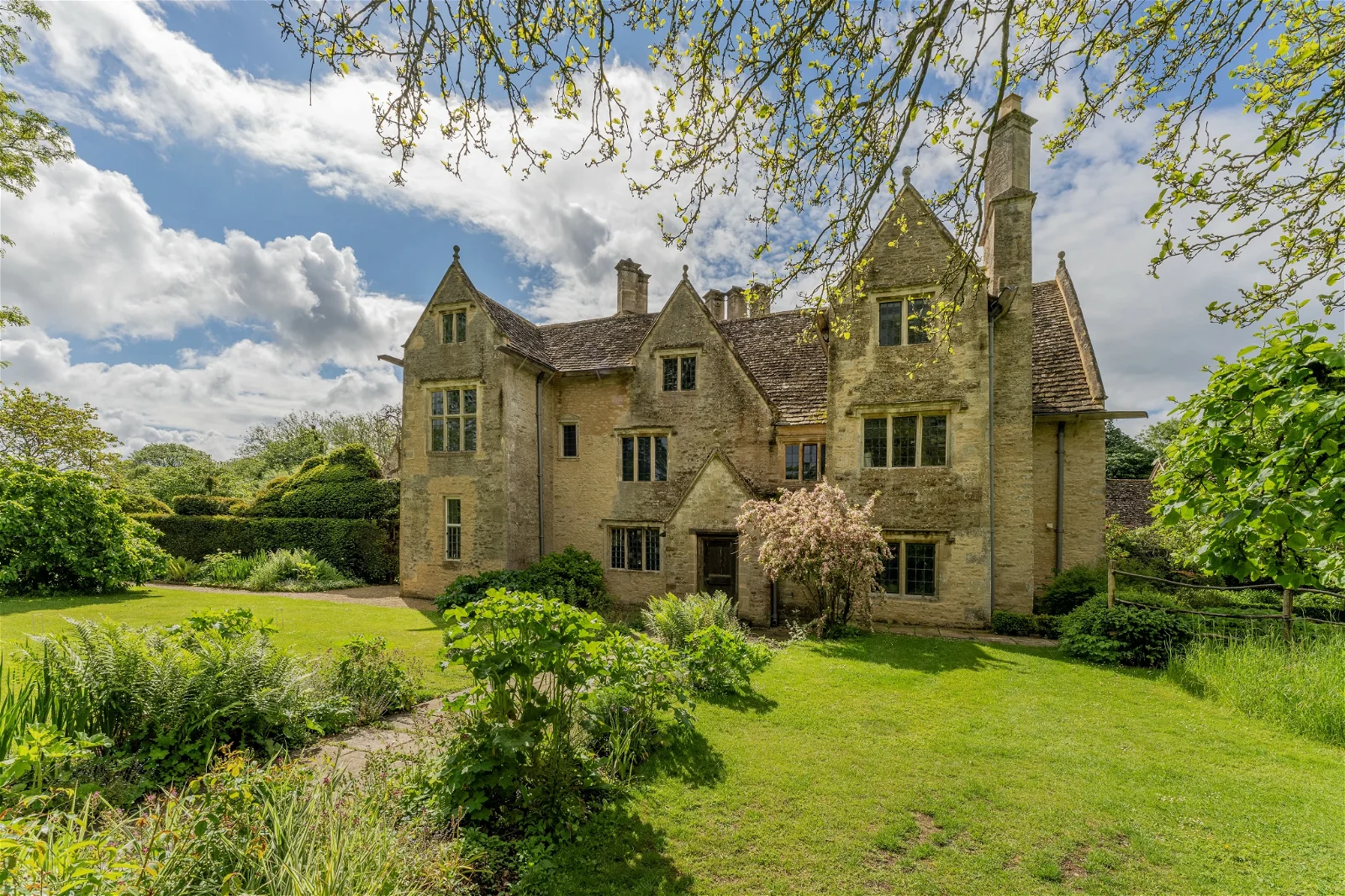 Kelmscott Manor