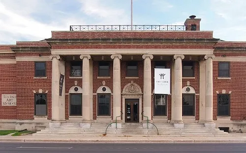 Rourke Art Museum
