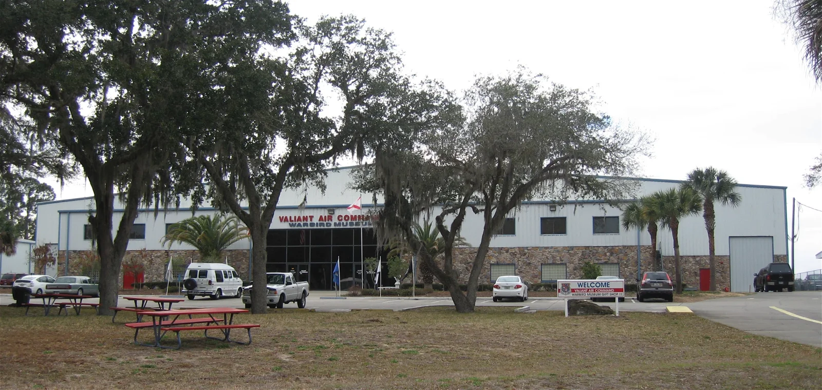 Valiant Air Command Warbird Aviation Museum