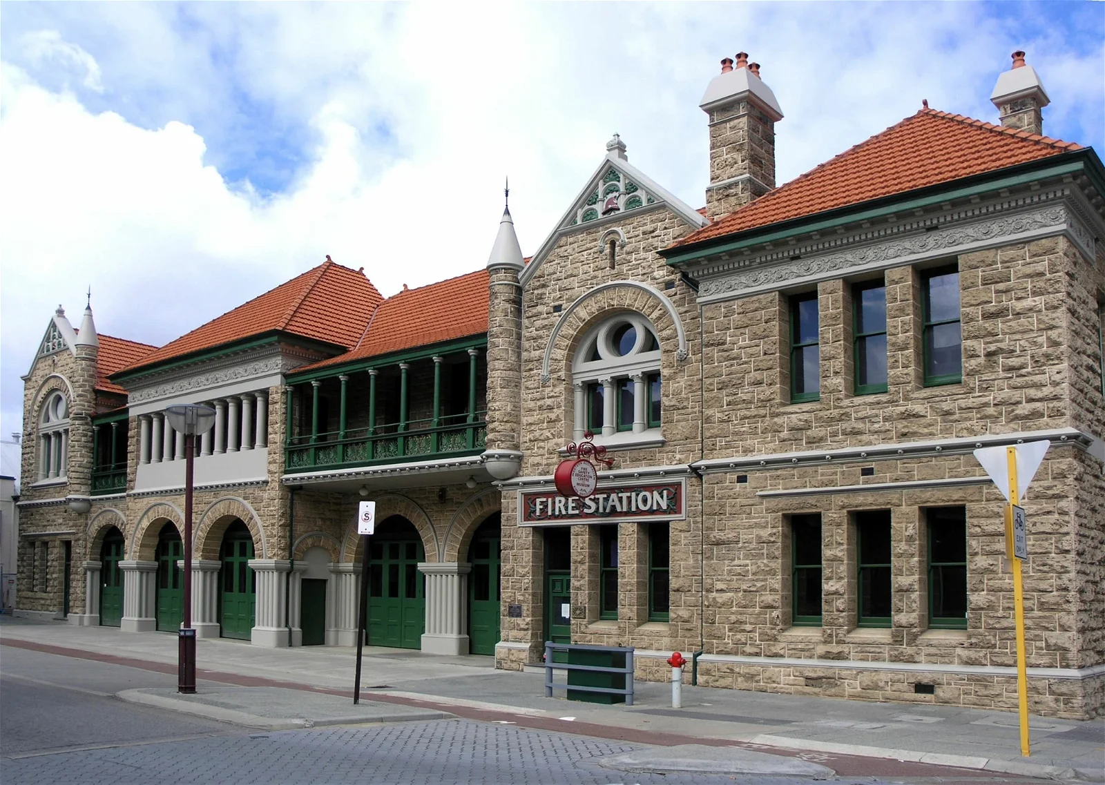 Old Central Fire Station & Heritage Centre (Perth) - Informations pour ...