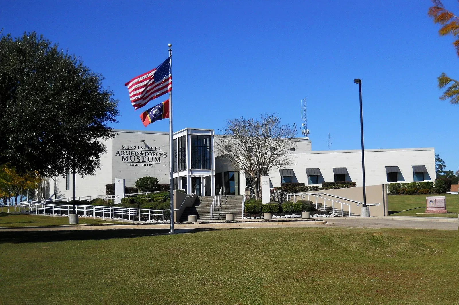 Mississippi Armed Forces Museum (Hattiesburg) Visitor Information & Reviews