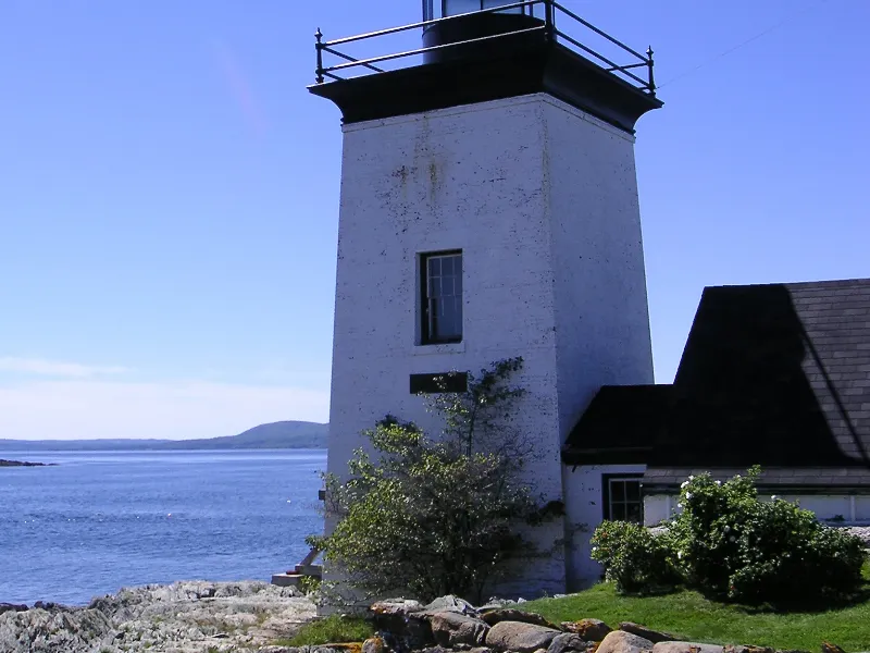 Giles Point Grindle Point Sailor's Museum and Lighthouse (Islesboro) - Visitor ...