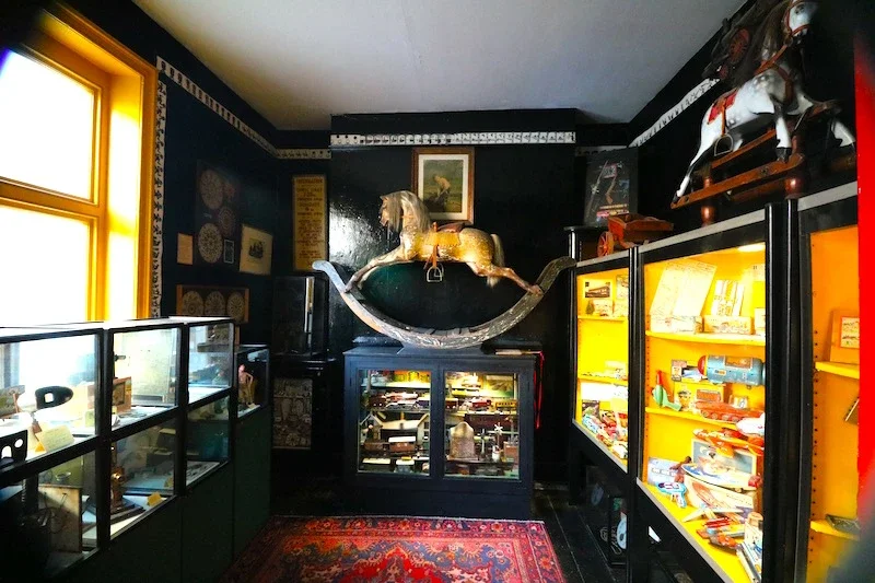 Pollock's Toy Museum
