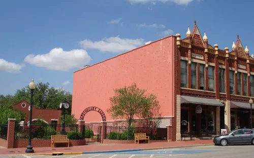 Oklahoma Frontier Drugstore Museum