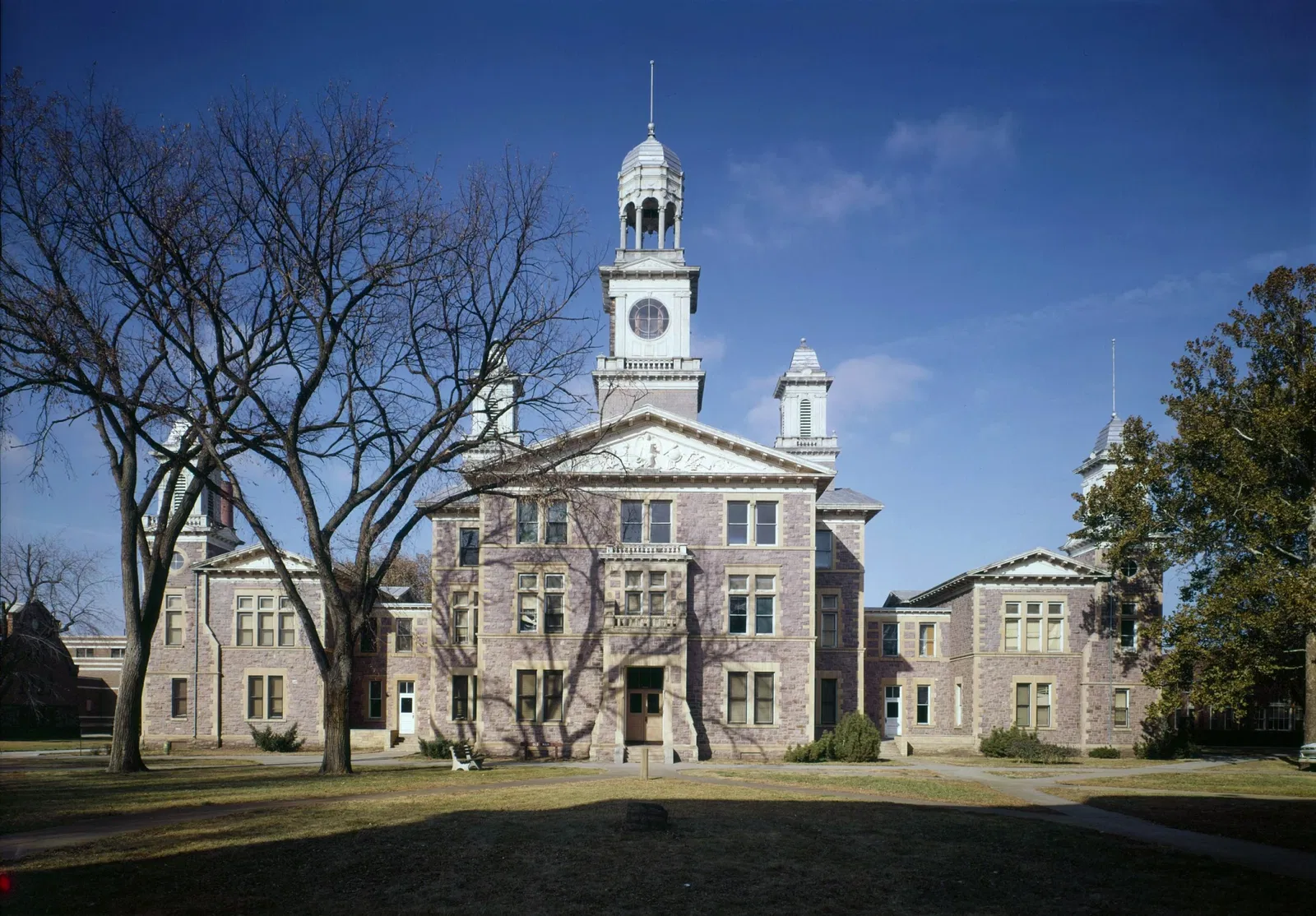 W. H. Over Museum (Vermillion) - Visitor Information & Reviews