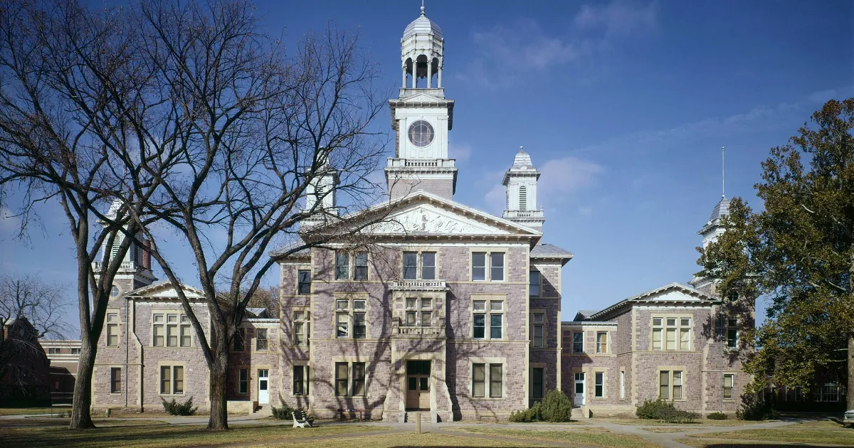 W. H. Over Museum (Vermillion) - Visitor Information & Reviews