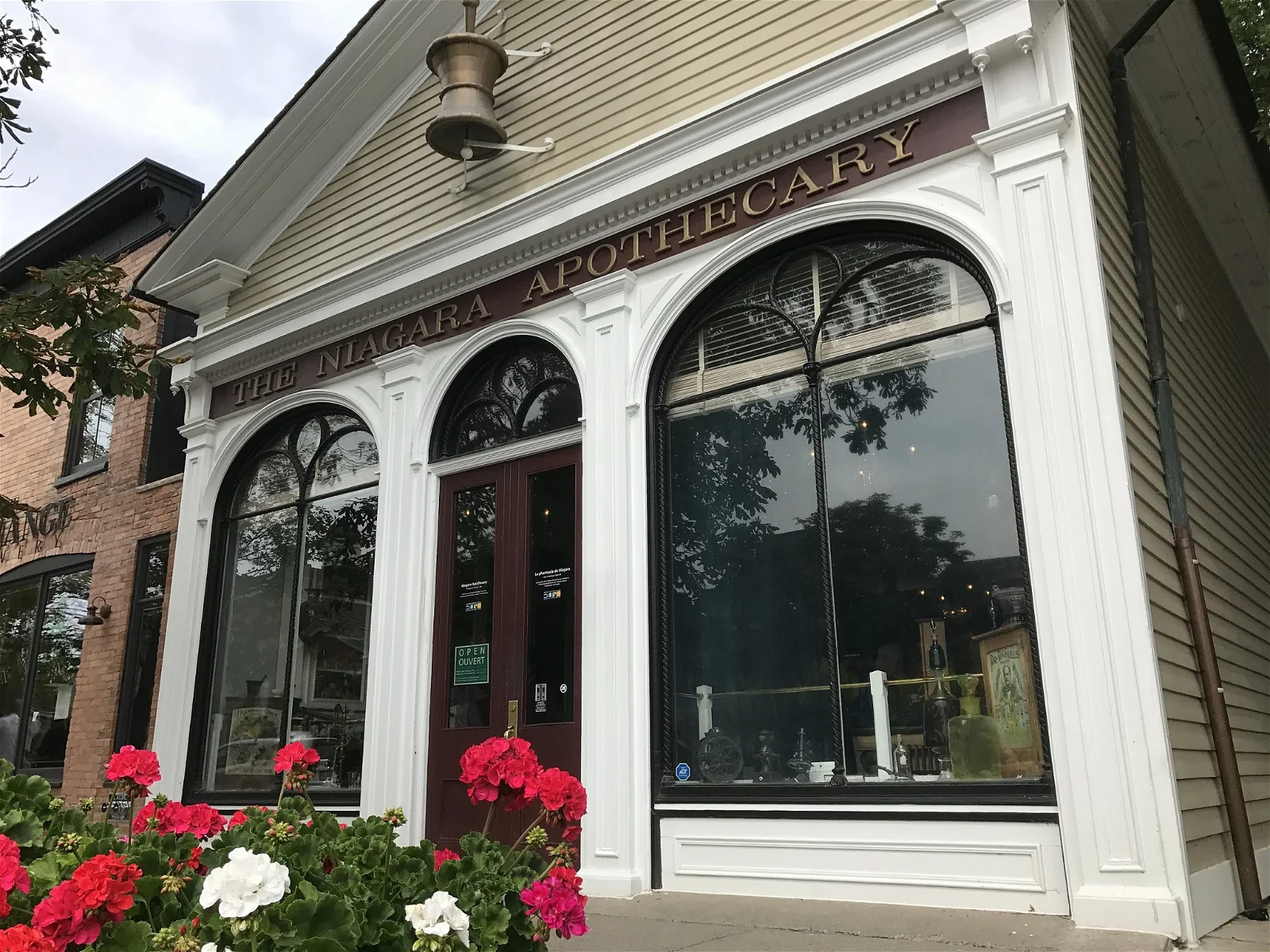 Niagara Apothecary