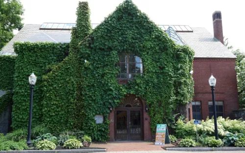 Fitchburg Art Museum