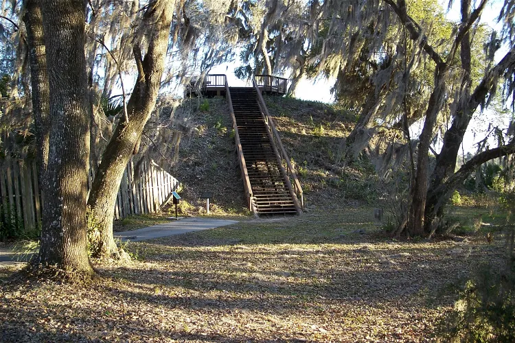 Crystal River Archaeological State Park