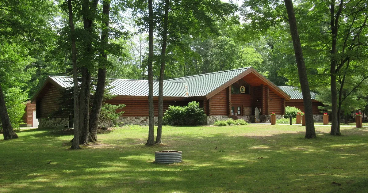 Opening Hours Carl T Johnson Hunting And Fishing Center Cadillac opening-hours-carl-t-johnson-hunting-and-fishing-center-cadillac