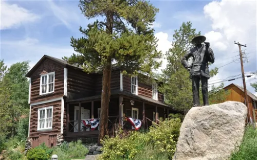 Kauffman House Museum