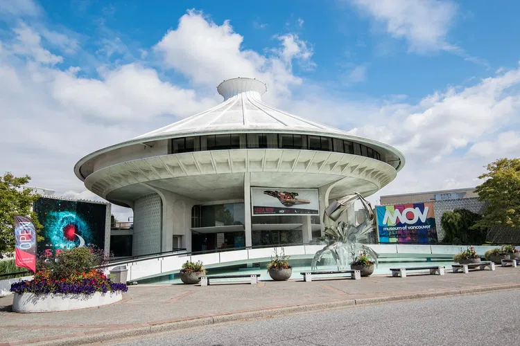 Centro espacial H. R. MacMillan