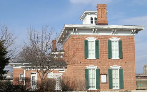 Rensselaer Russell House Museum