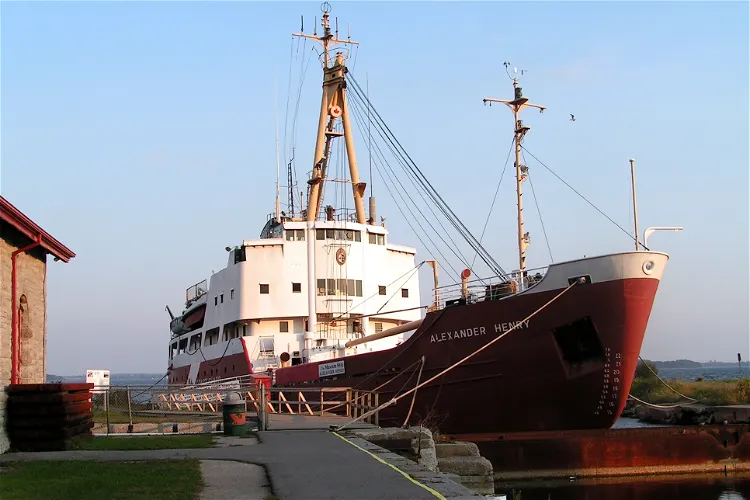 Marine Museum of the Great Lakes