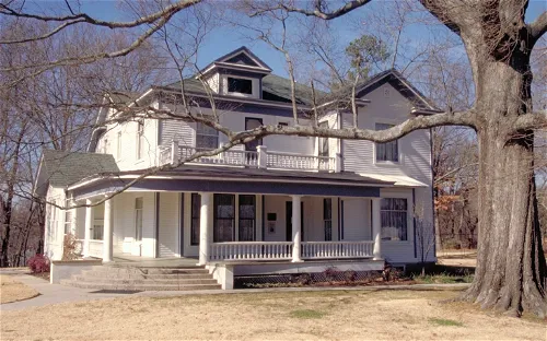 Hemingway-Pfeiffer Museum and Educational Center