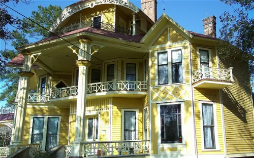 Lapham-Patterson House Museum