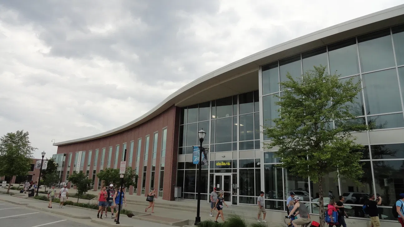 Speedmark Building Speedway: Discover all 20+ Museums, Exhibitions & Discounts