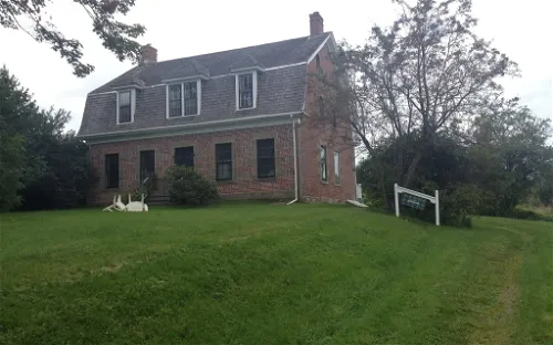 Mcculloch House Museum & Genealogy Centre