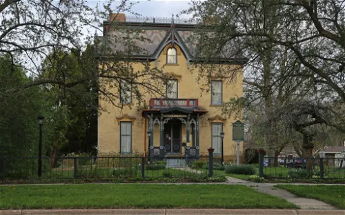 Gardner House Museum - Albion Historical Society