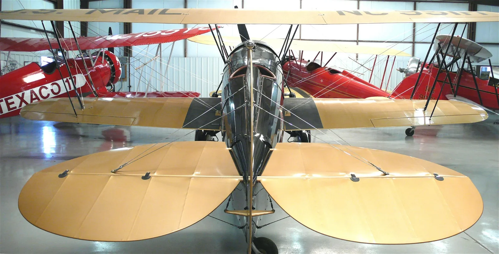 Historic Aircraft Restoration Museum (Maryland Heights) - Visitor ...