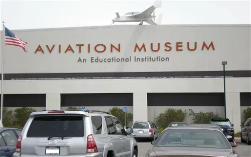 Hiller Aviation Museum