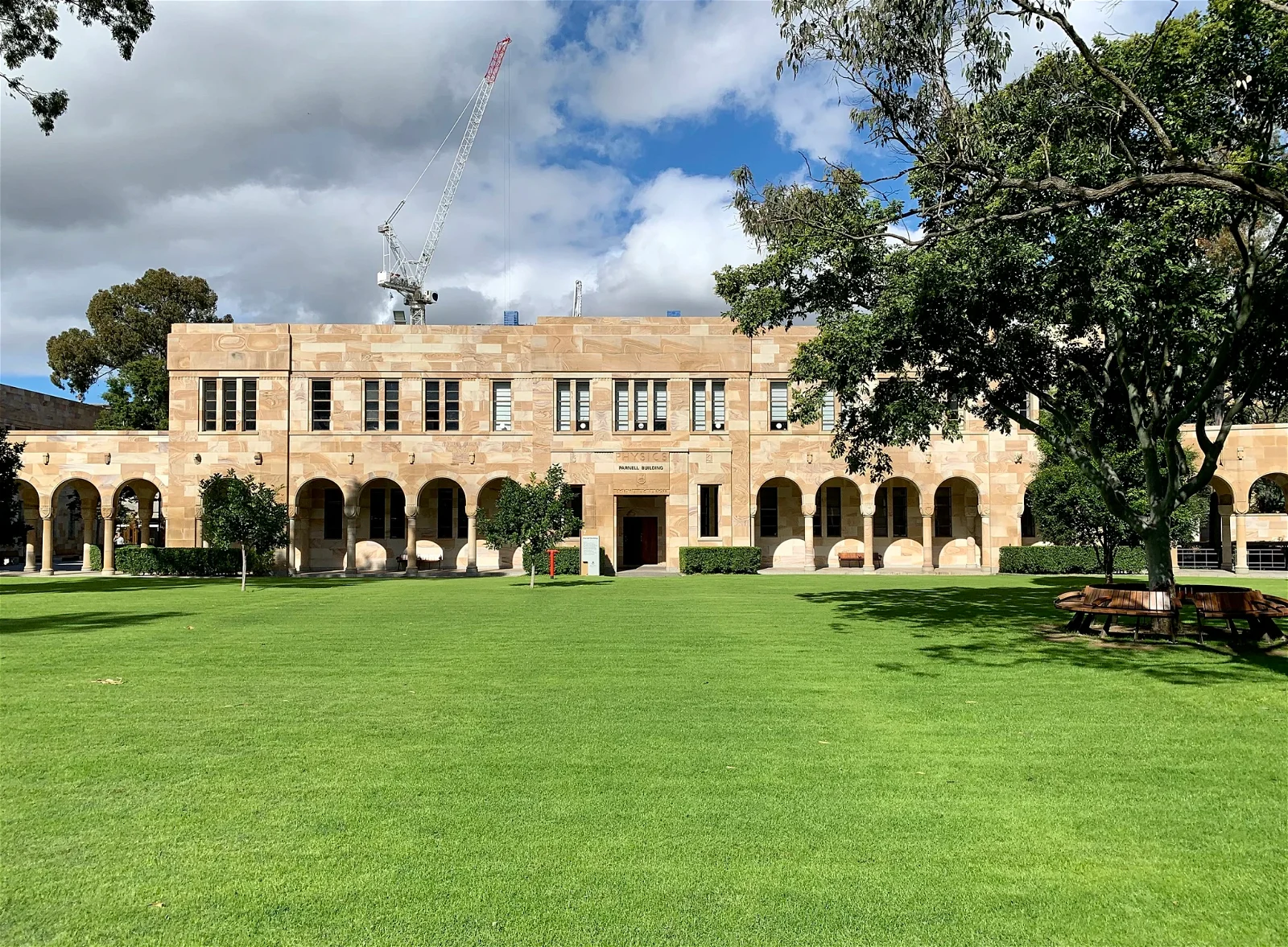 University of Queensland Physics Museum