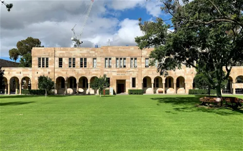University of Queensland Physics Museum
