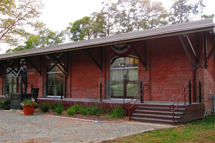 Lincoln Depot Museum