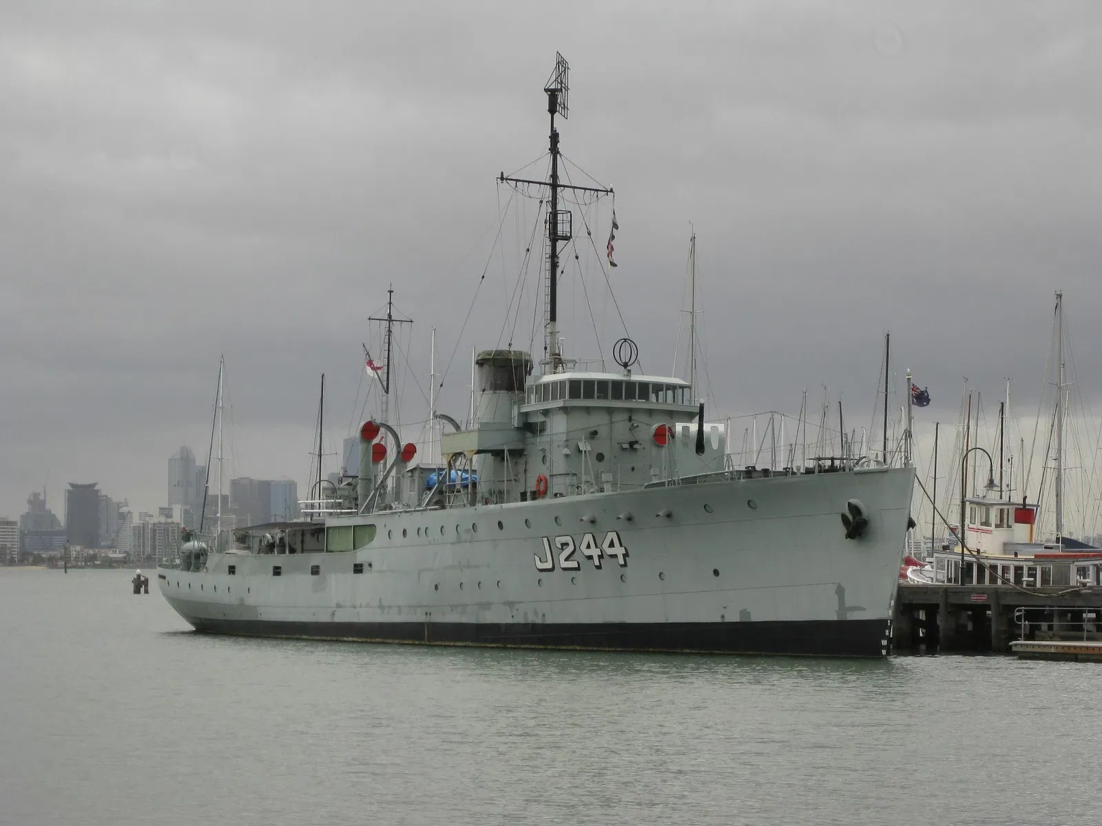 Hmas Castlemaine (Melbourne) - Visitor Information & Reviews