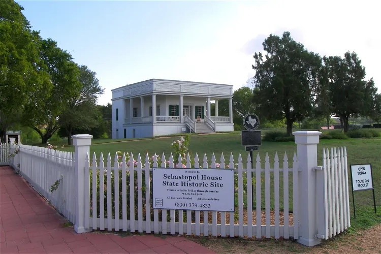 Sebastopol House Historic Site
