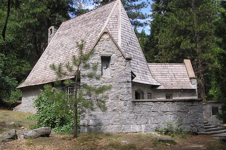 LeConte Memorial Lodge