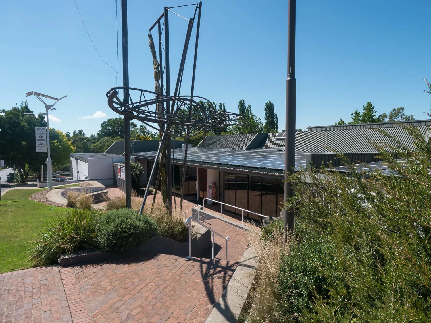 New England Regional Art Museum