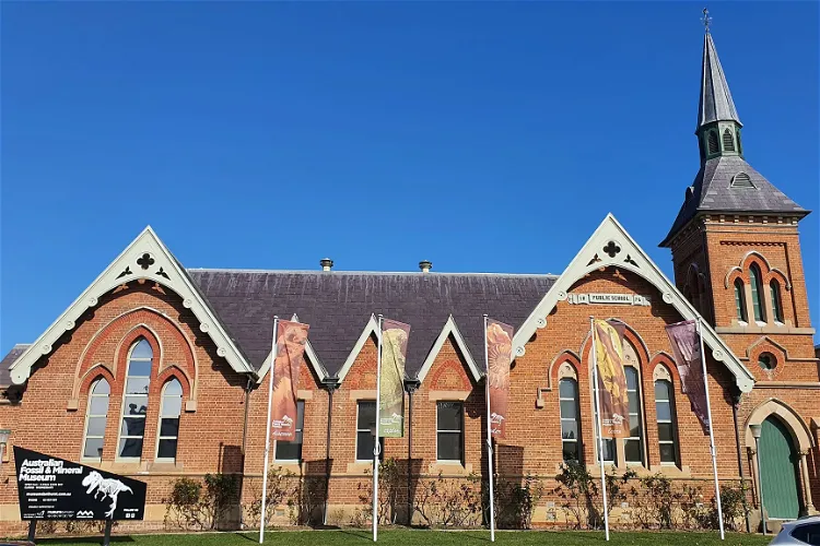 Australian Fossil and Mineral Museum