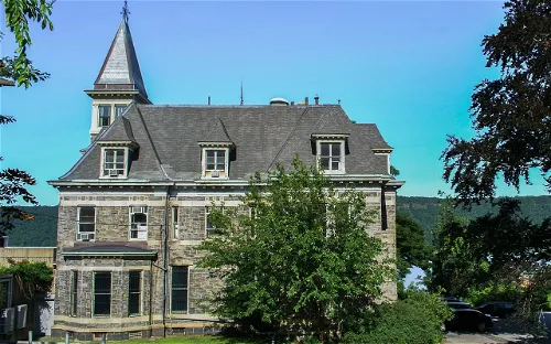 Planetarium - Hudson River Museum